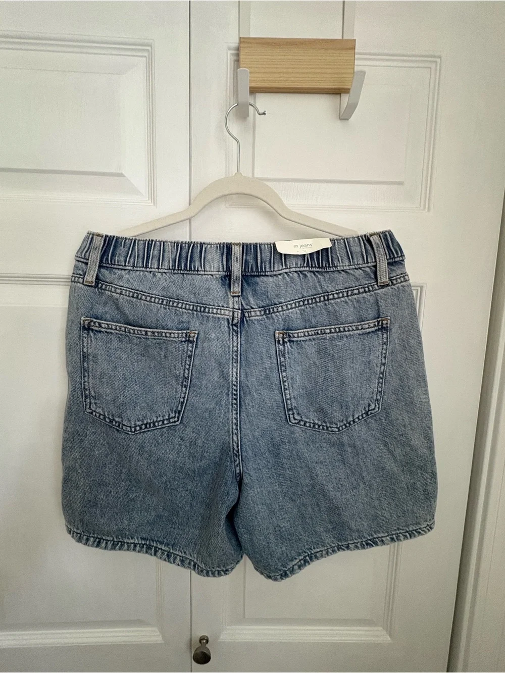Maurices Light Blue Denim 6’’ Short Mom Shorts